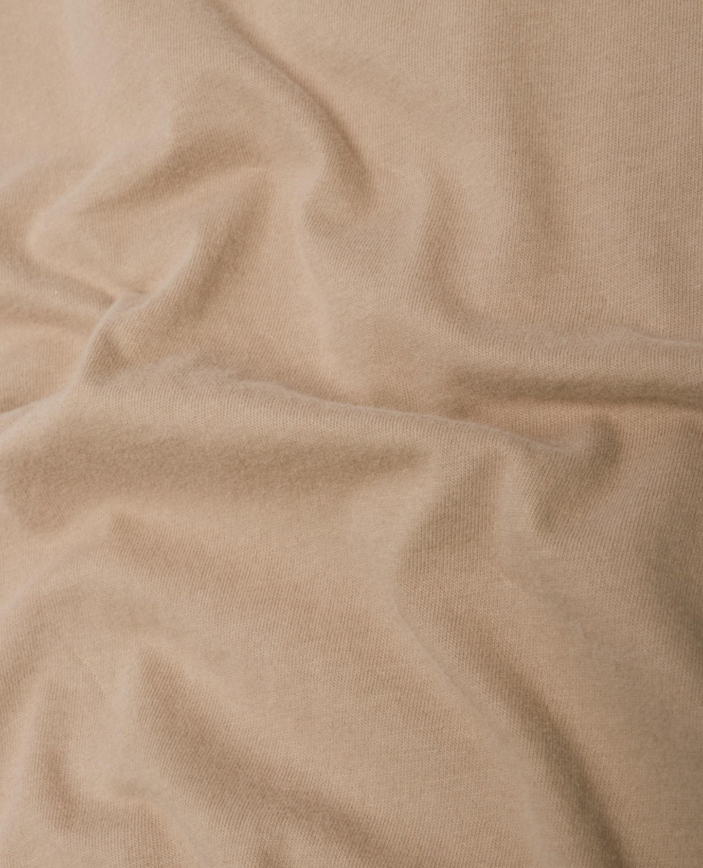DAY TEE . DARK SAND